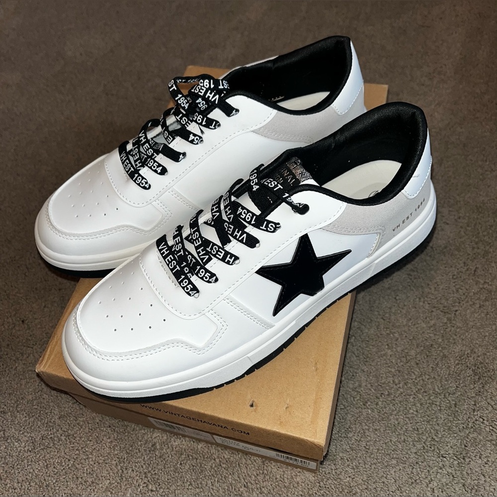 NEW In Box Vintage Havana Women’s size 8.5 Kathy White Sneakers - Picture 2 of 8